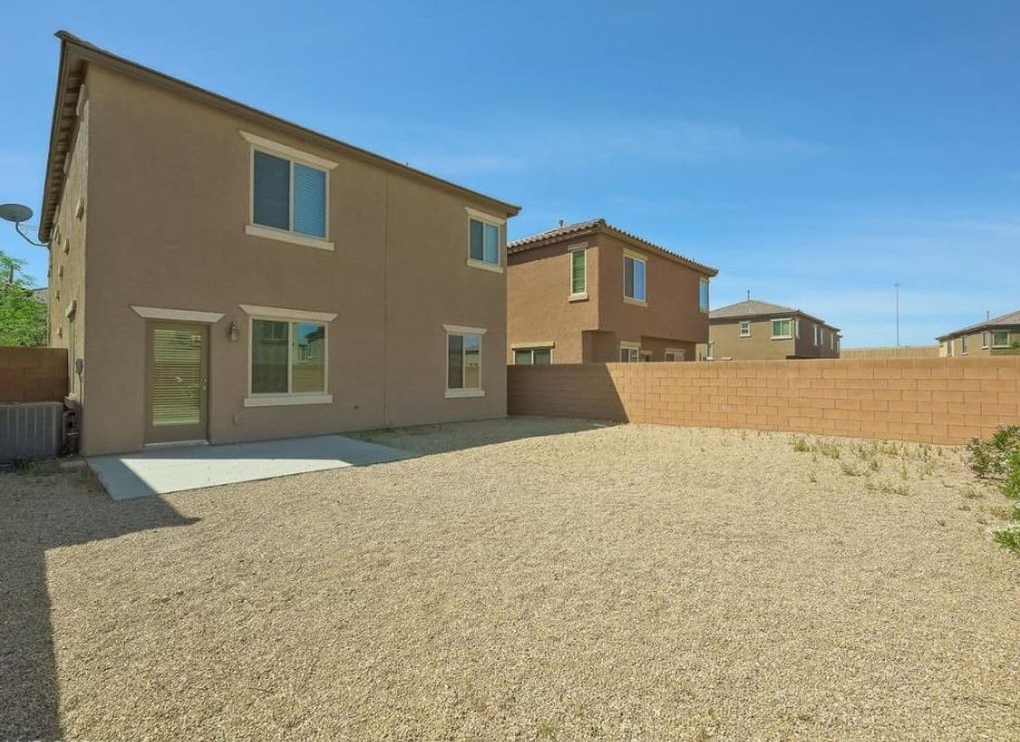 Henderson House: 614 Taliput Palm Pl
