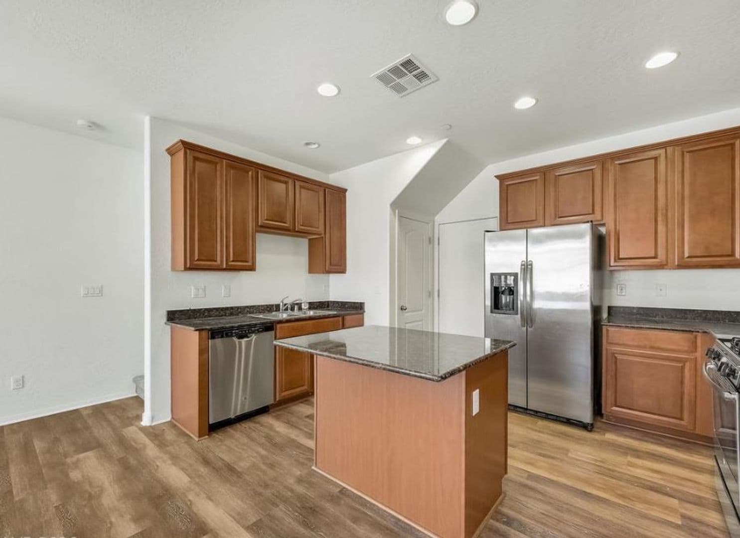 Henderson House: 614 Taliput Palm Pl
