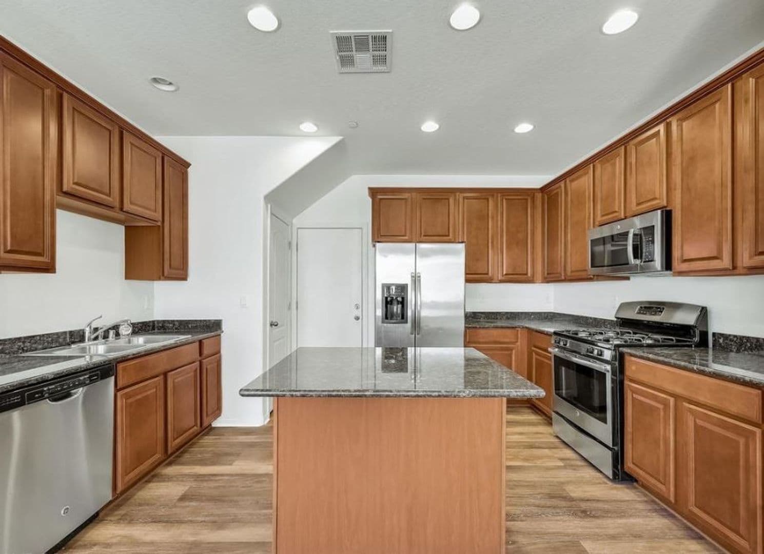 Henderson House: 614 Taliput Palm Pl