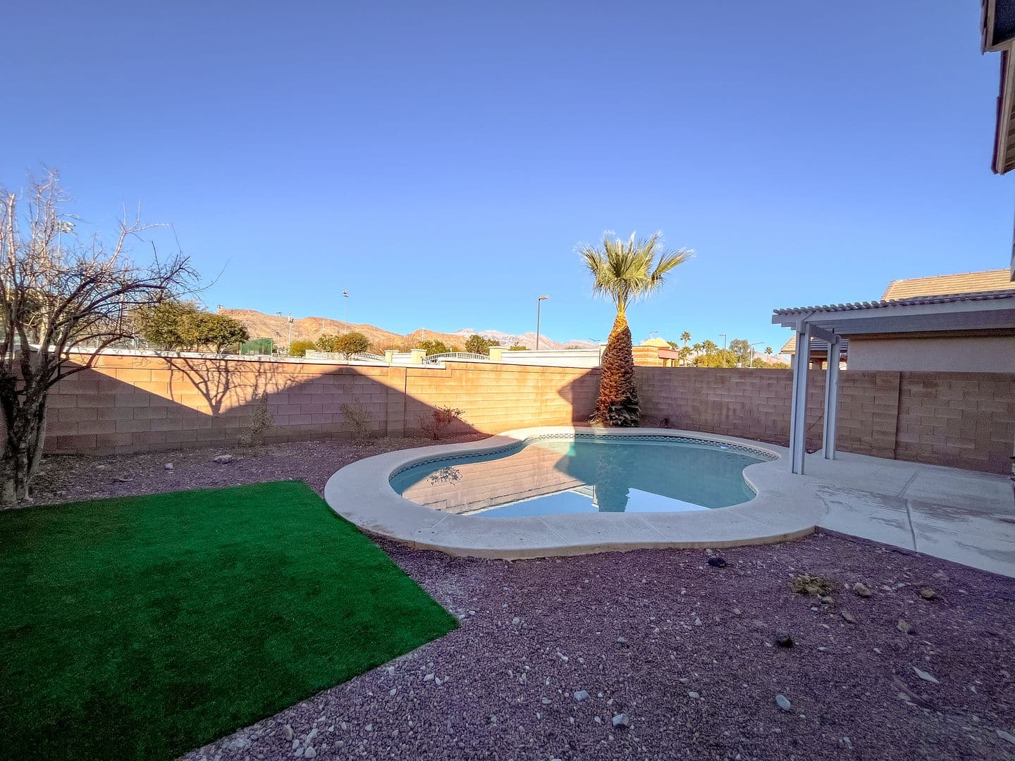 Las Vegas House: 3335 Antique Rose Drive