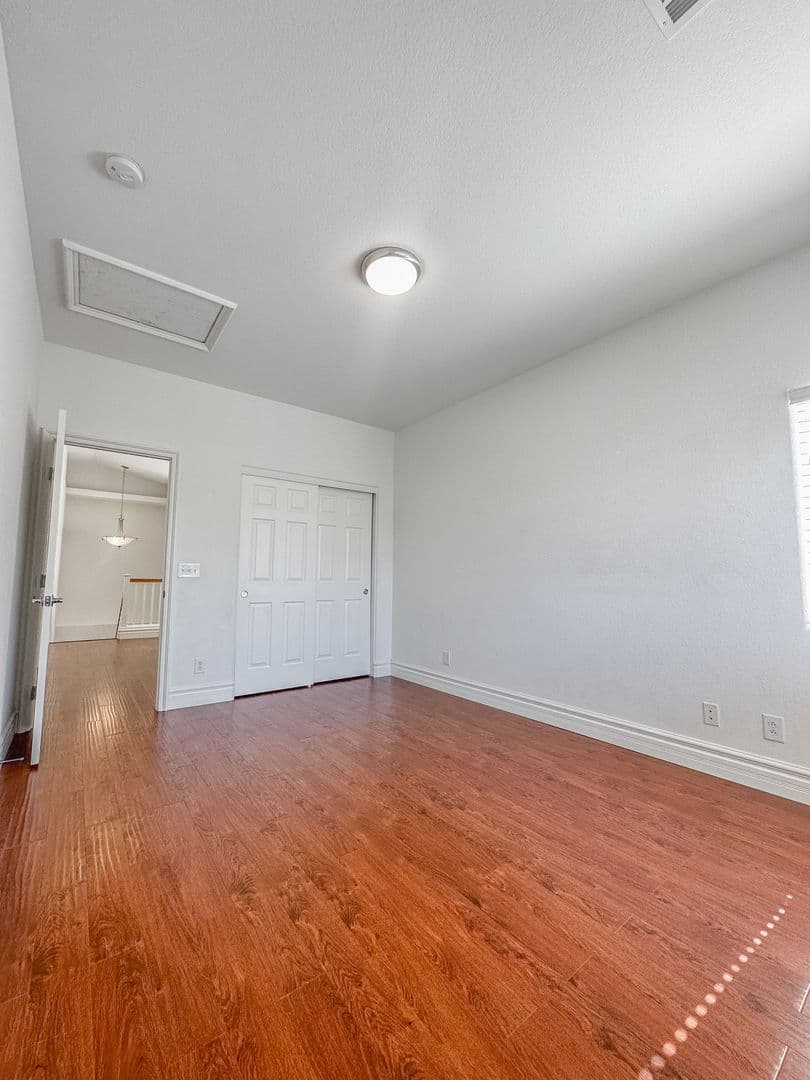 Las Vegas House: 282 Caddy Bag Ct