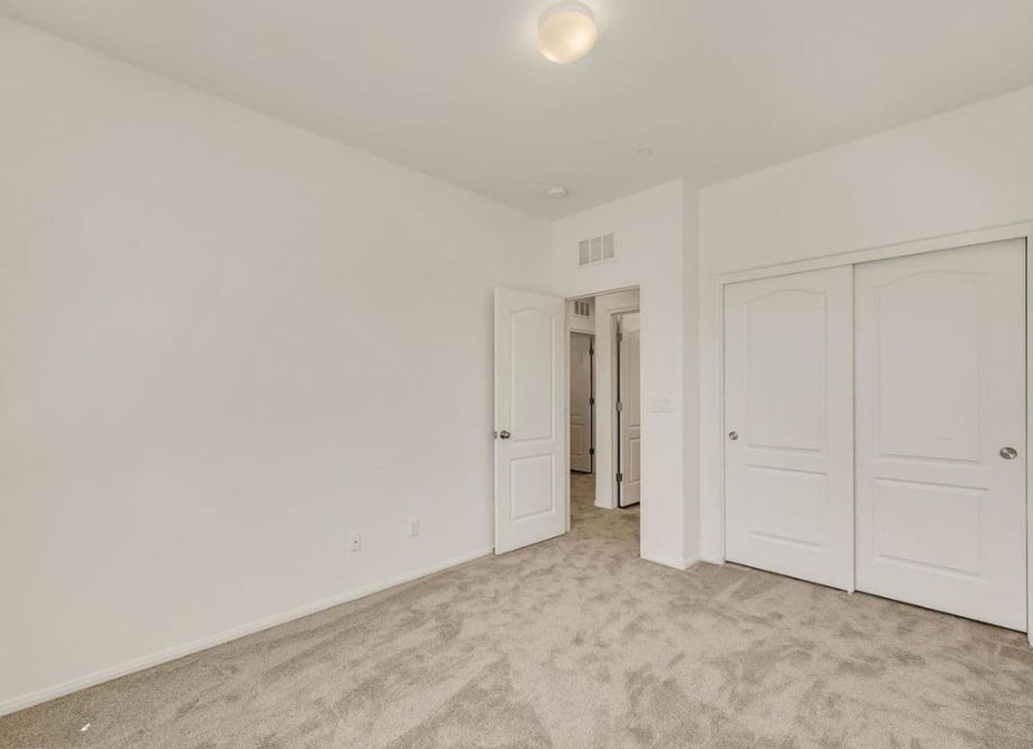 Henderson House: 614 Taliput Palm Pl