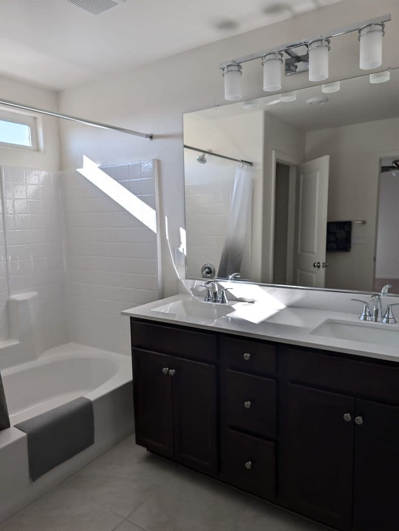 Las Vegas House: 7037 Cottage Vista Ave