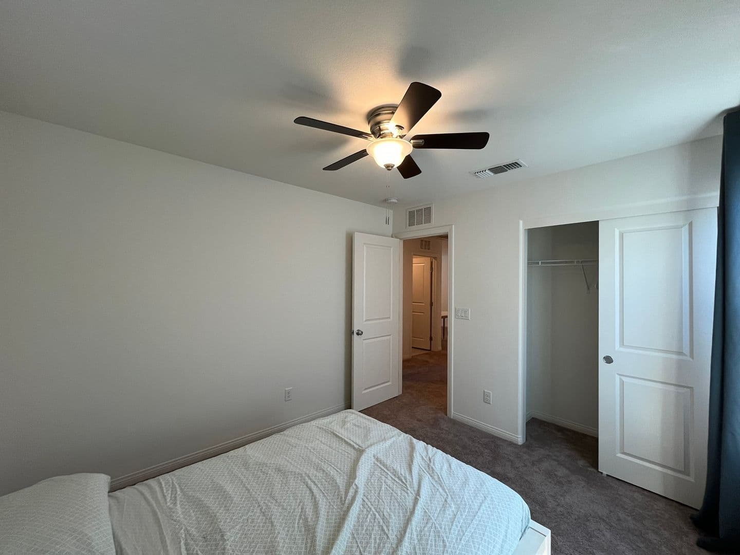 Las Vegas House: 7037 Cottage Vista Ave