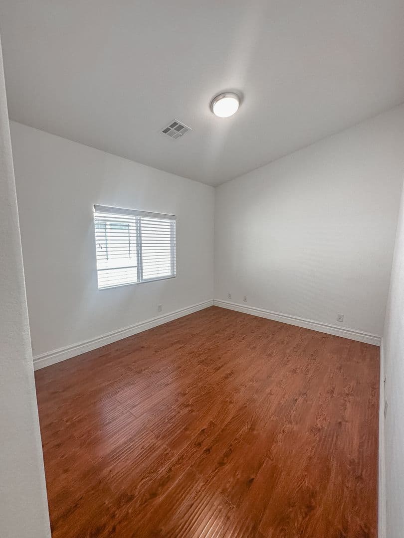 Las Vegas House: 282 Caddy Bag Ct