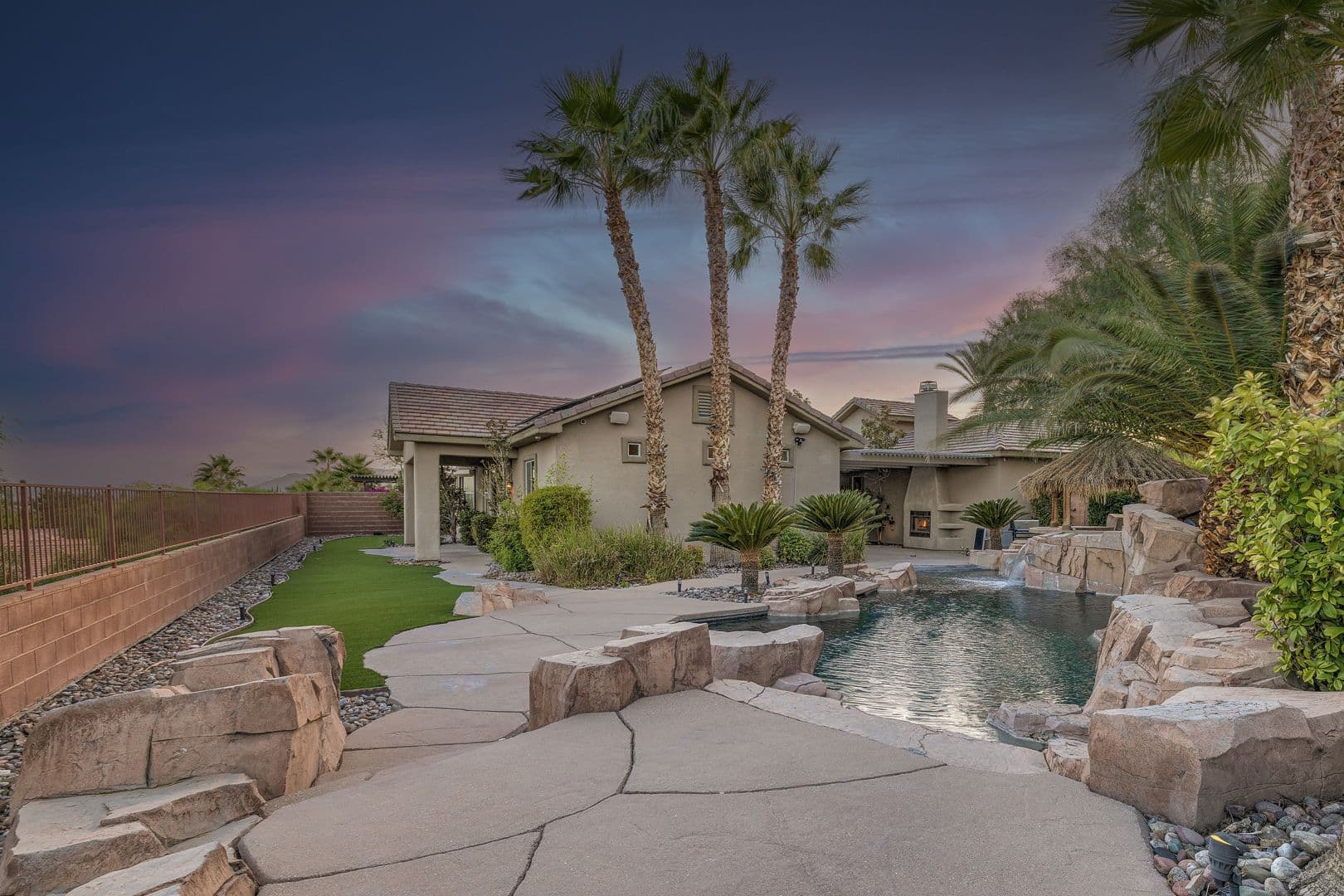 Las Vegas House: 60 Chapman Heights