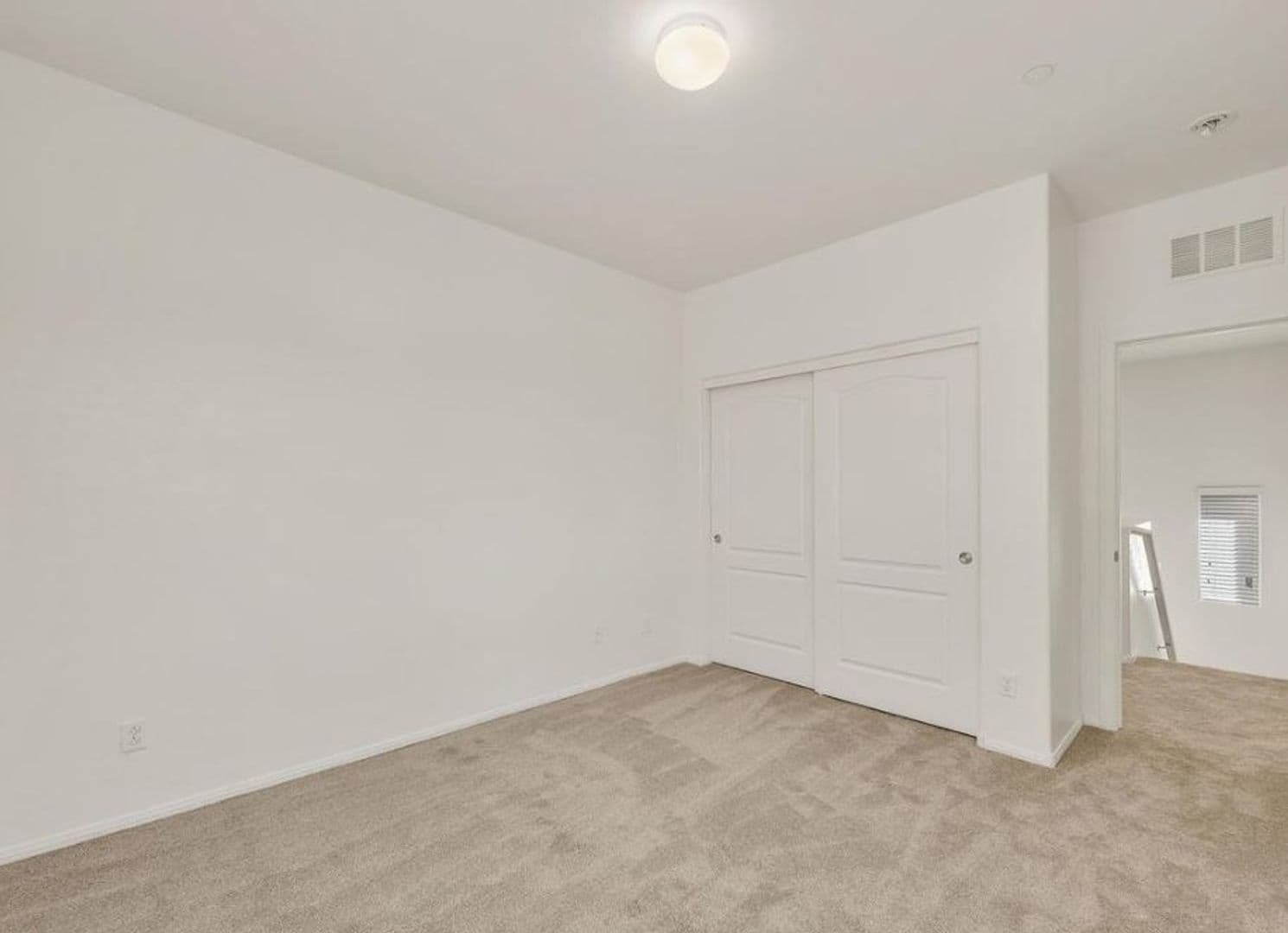 Henderson House: 614 Taliput Palm Pl
