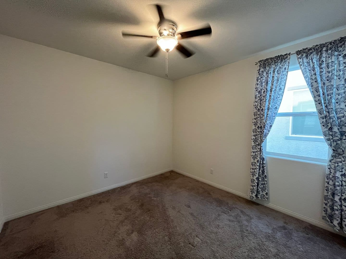 Las Vegas House: 7037 Cottage Vista Ave