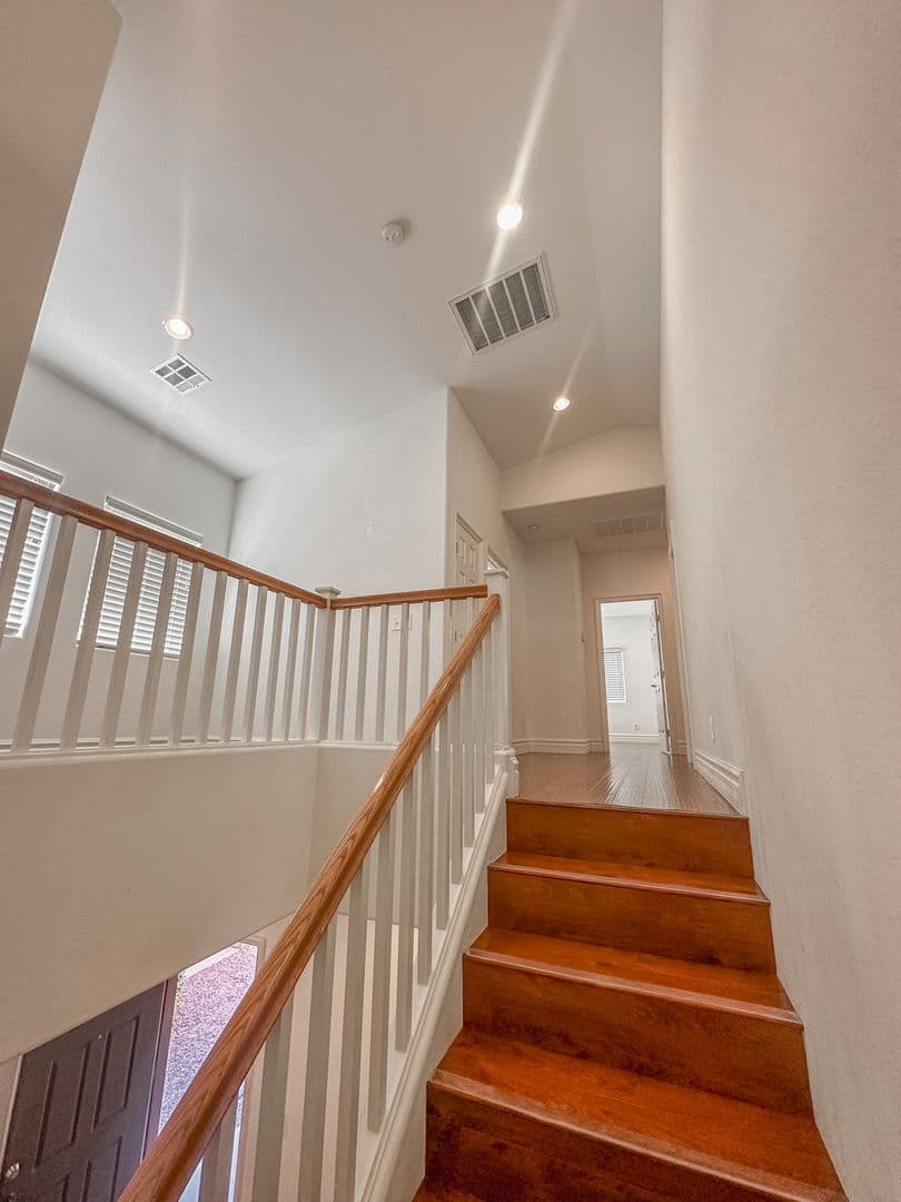 Las Vegas House: 282 Caddy Bag Ct