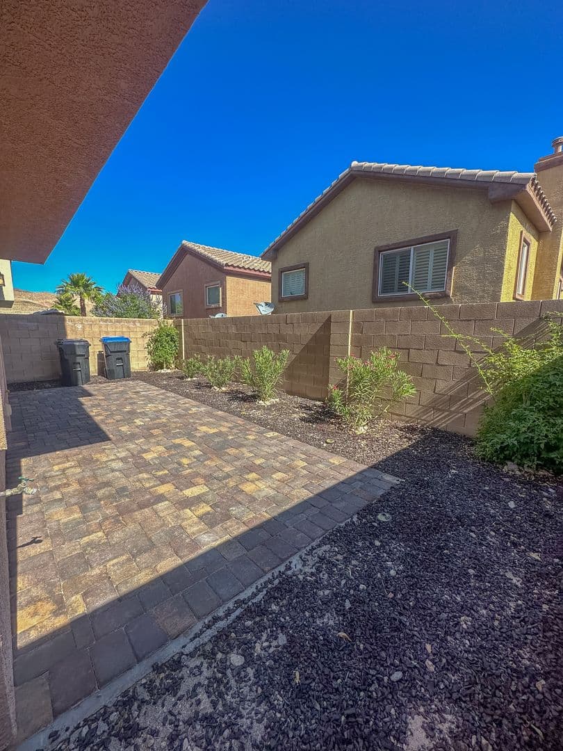Las Vegas House: 282 Caddy Bag Ct