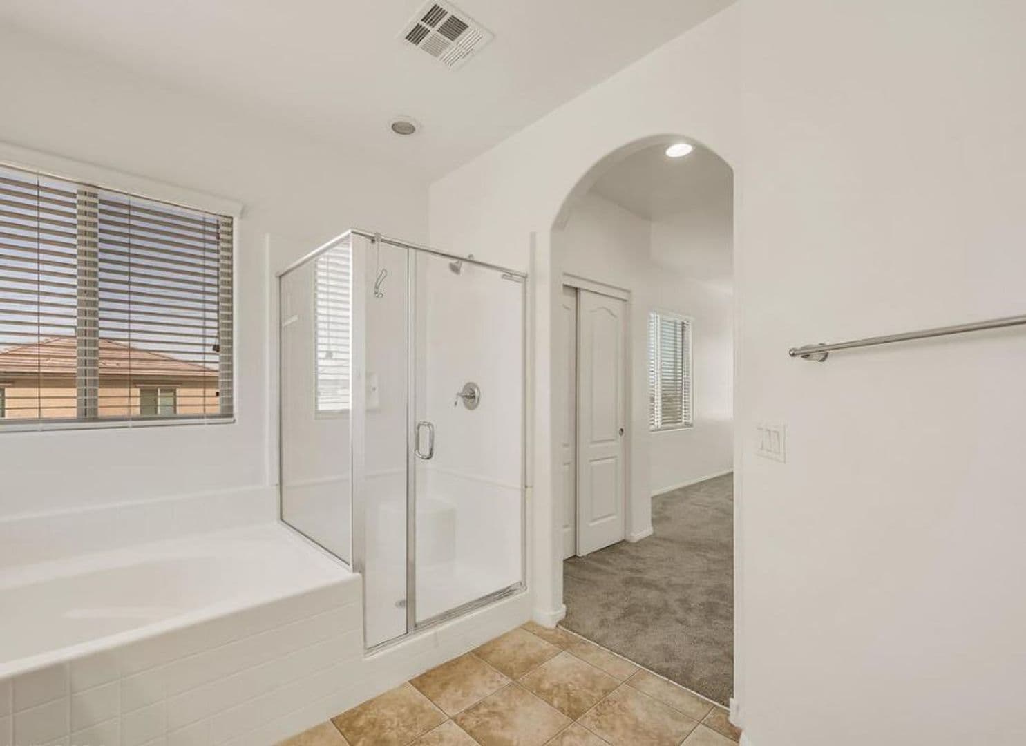 Henderson House: 614 Taliput Palm Pl