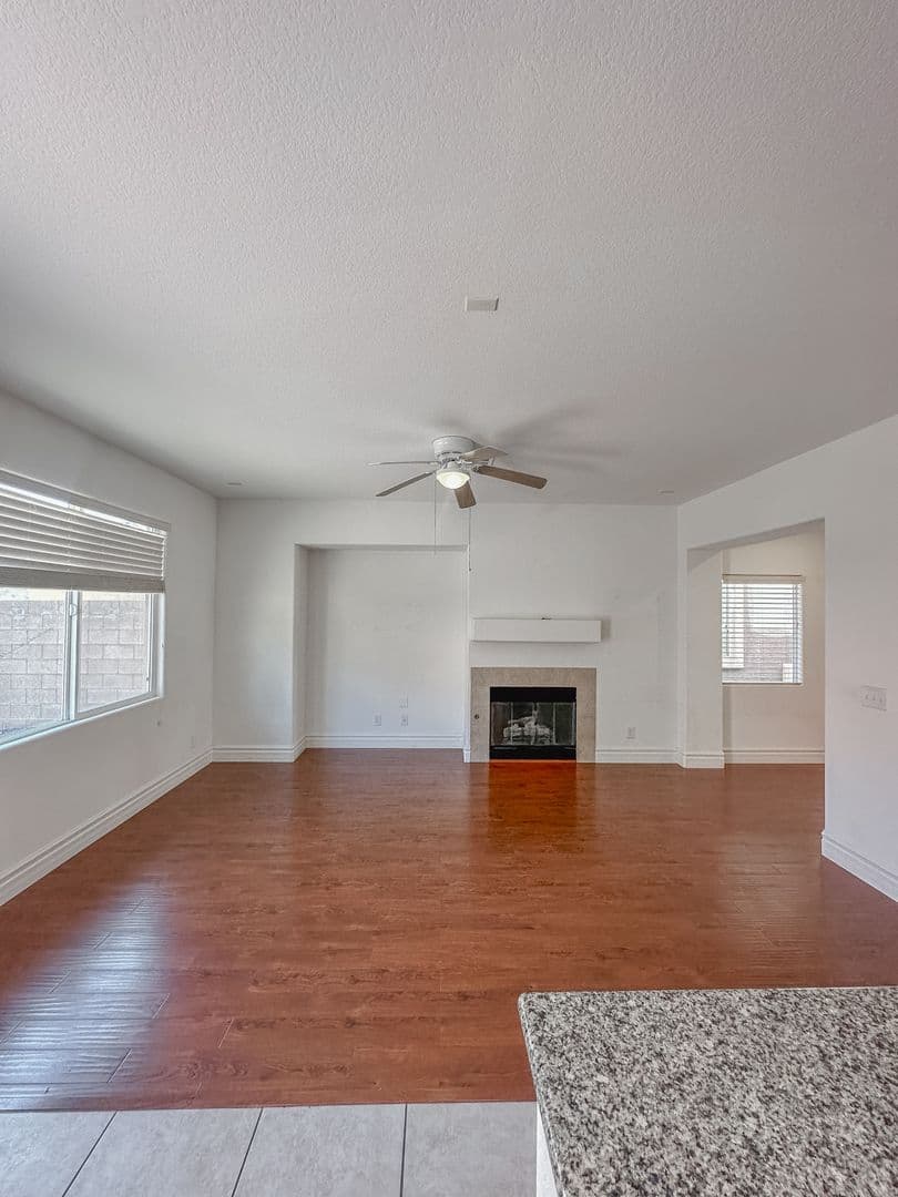 Las Vegas House: 282 Caddy Bag Ct