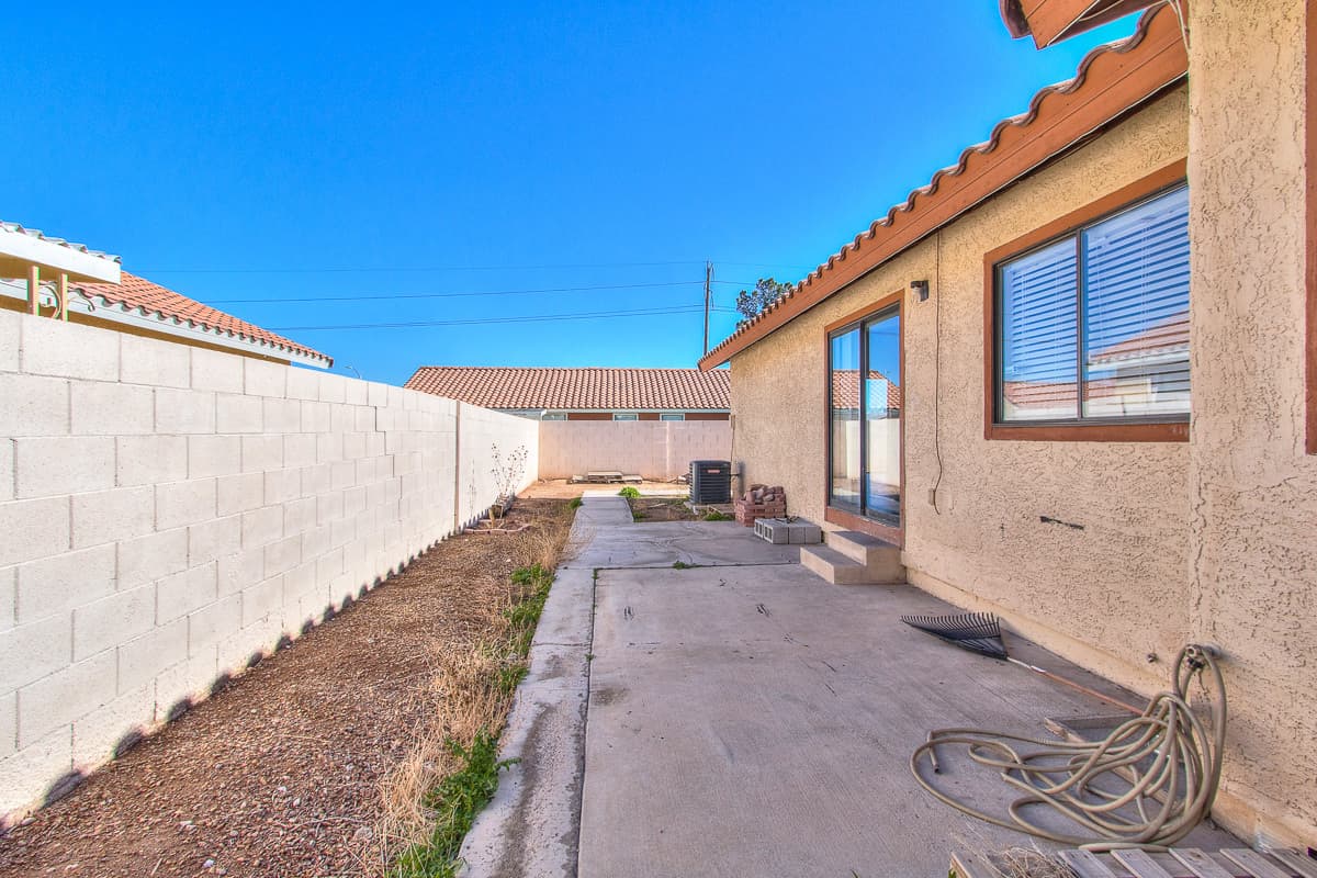 Las Vegas House: 249 JON BELGER DR