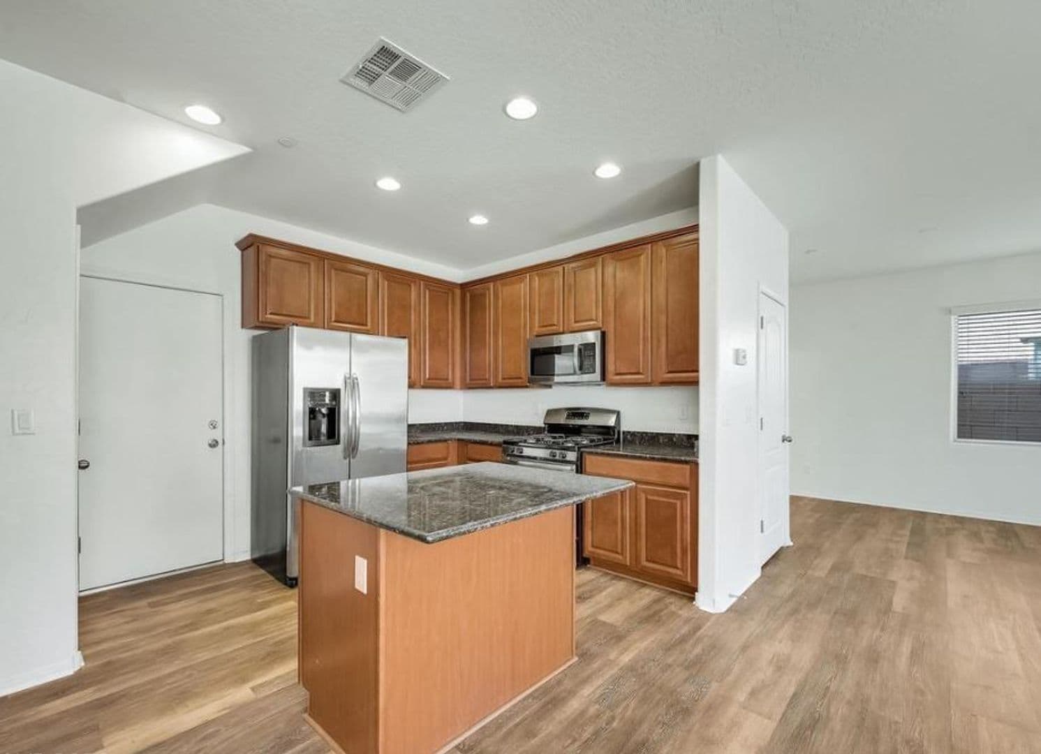 Henderson House: 614 Taliput Palm Pl