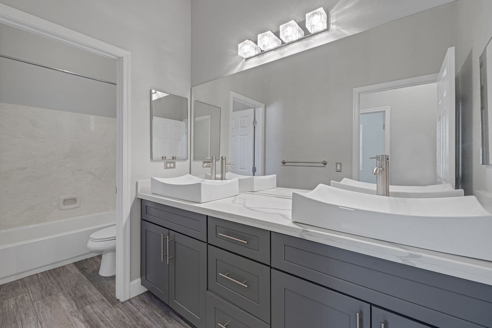Las Vegas House: 60 Chapman Heights