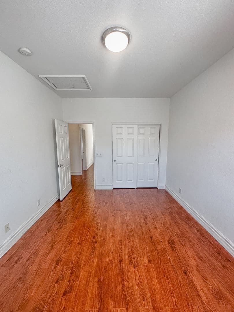 Las Vegas House: 282 Caddy Bag Ct