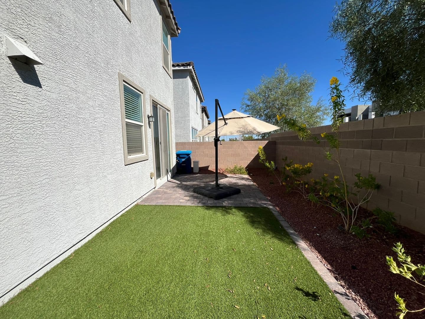 Las Vegas House: 7037 Cottage Vista Ave
