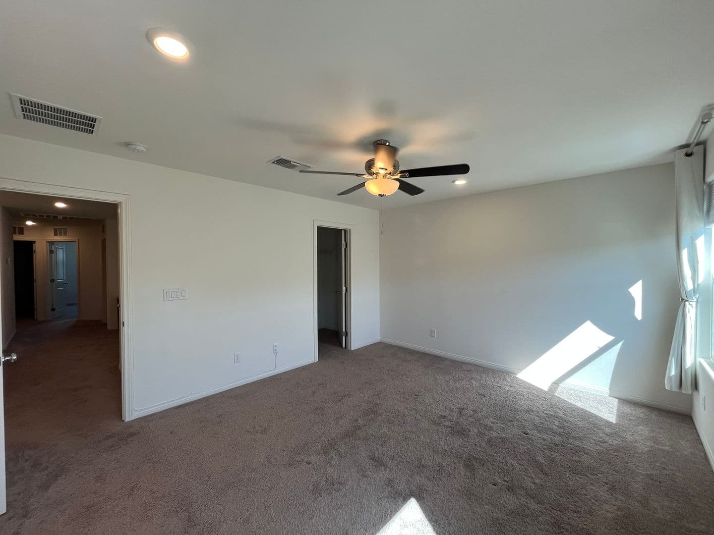 Las Vegas House: 7037 Cottage Vista Ave