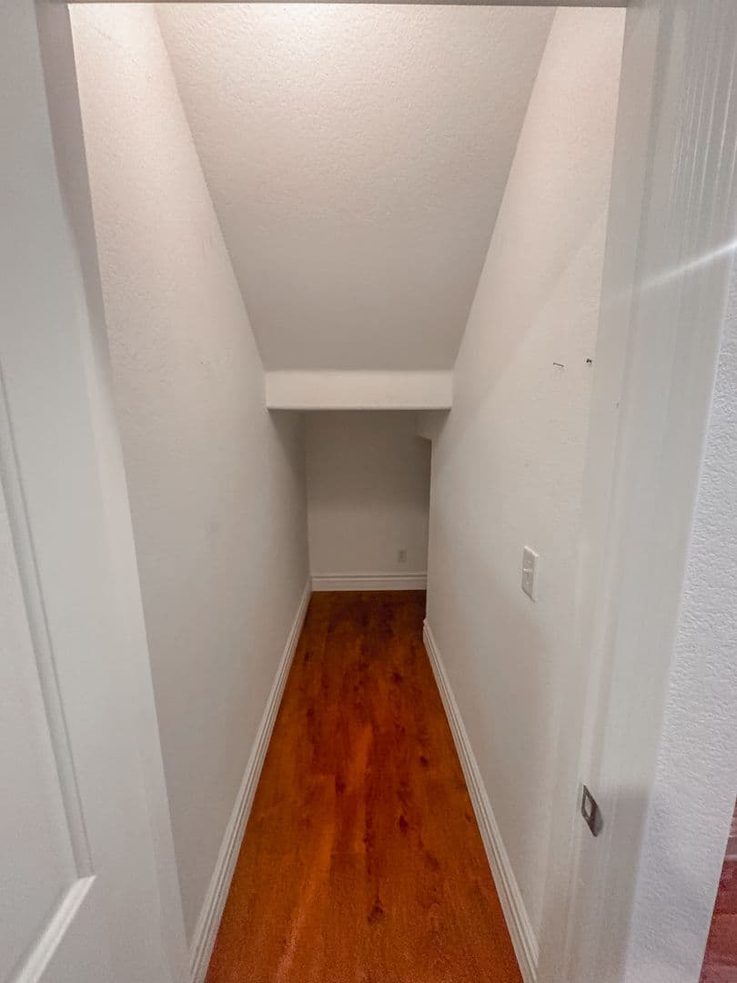 Las Vegas House: 282 Caddy Bag Ct