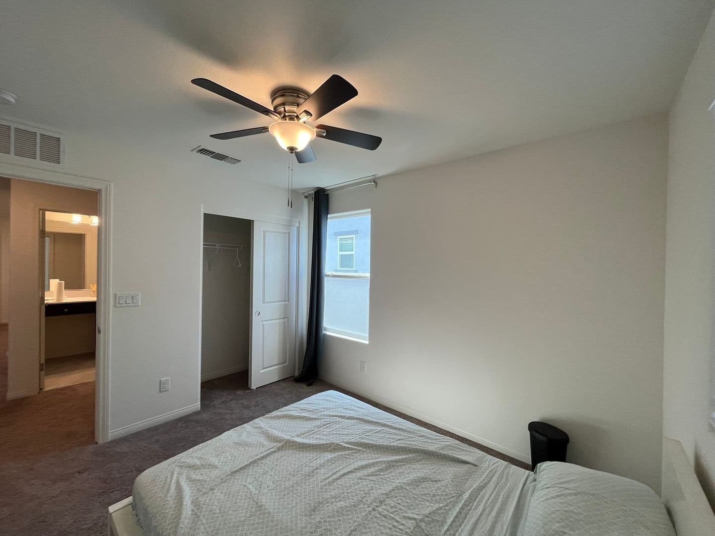 Las Vegas House: 7037 Cottage Vista Ave