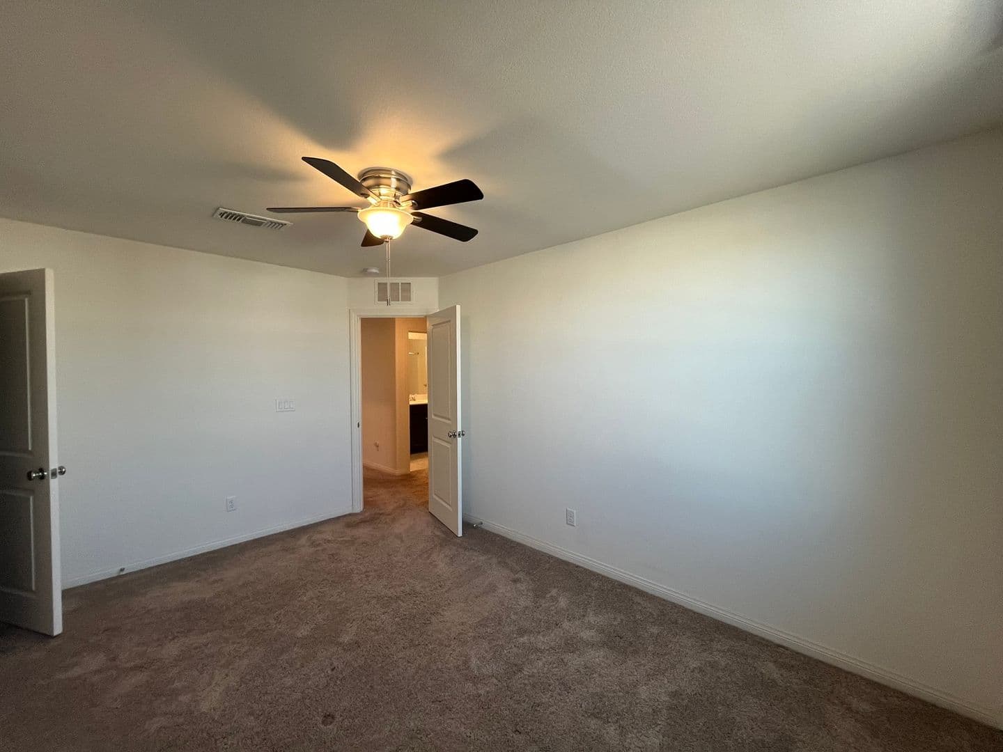 Las Vegas House: 7037 Cottage Vista Ave