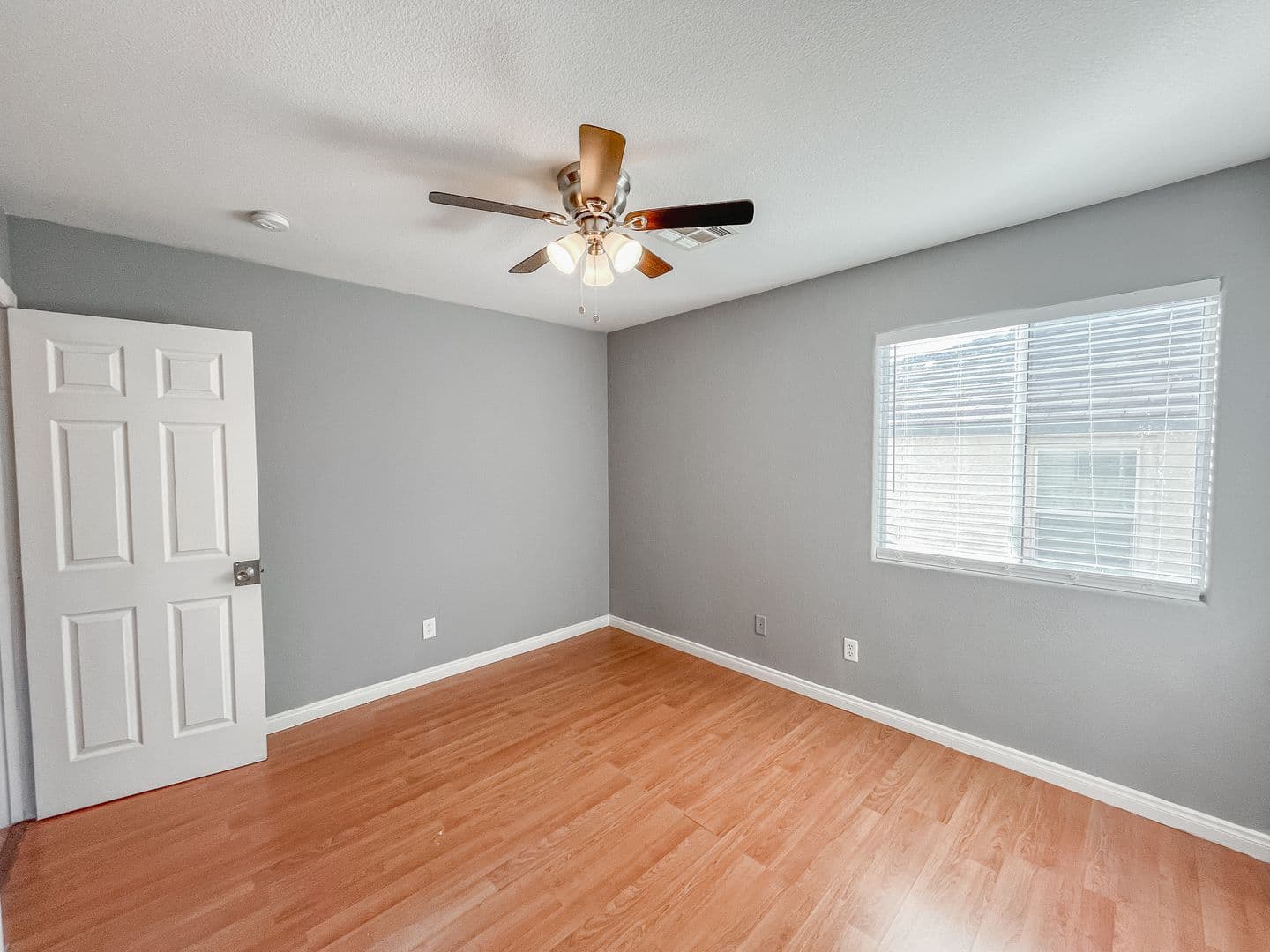 Las Vegas House: 3335 Antique Rose Drive