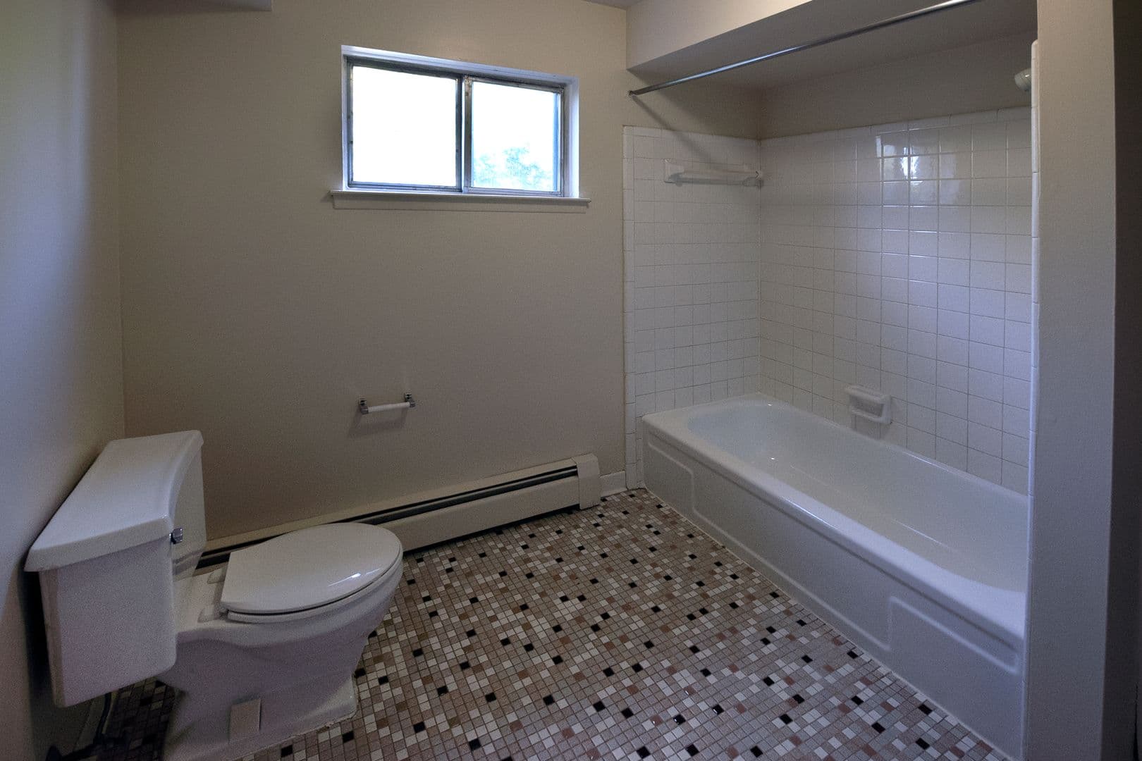 Garden City Apartment: 6440 Venoy Rd