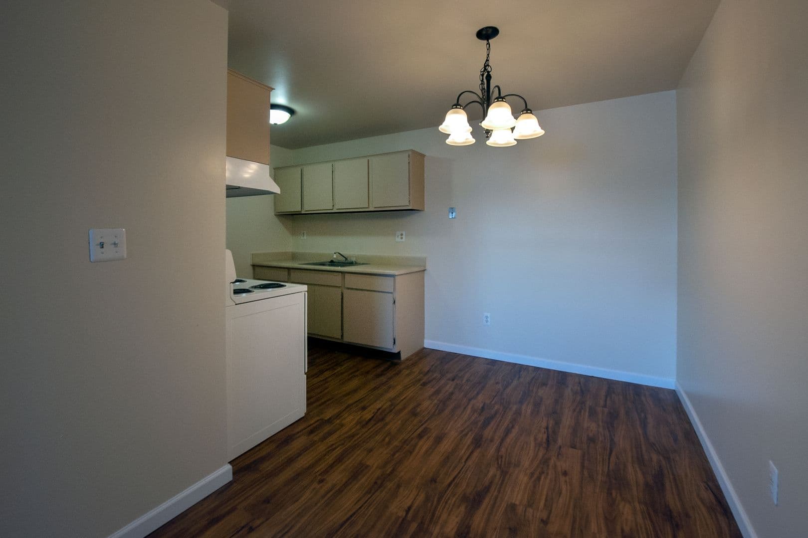 Garden City Apartment: 6440 Venoy Rd