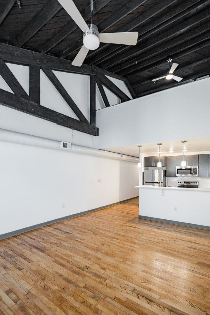 Richmond Apartment: 1809 E Franklin Street