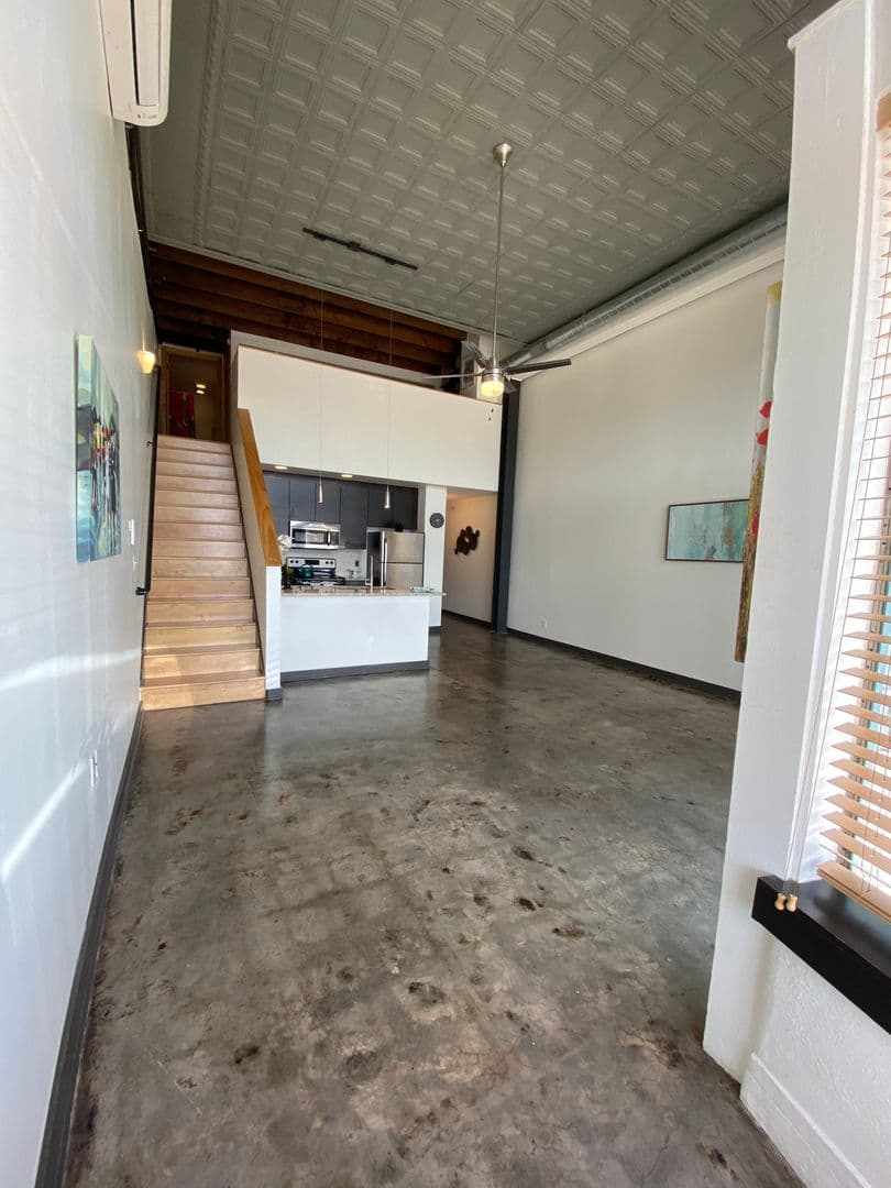 Tulsa Apartment: 401 S Elgin Avenue