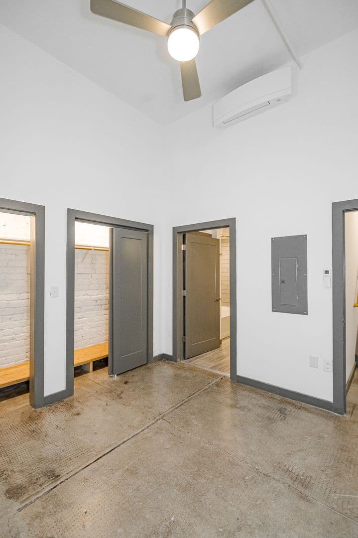 Richmond Apartment: 1809 E Franklin Street