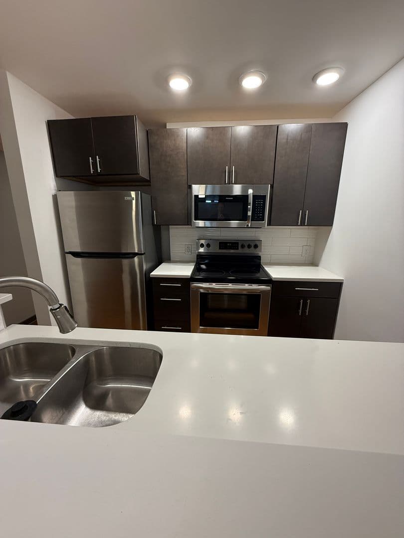 Richmond Apartment: 1809 E Franklin Street