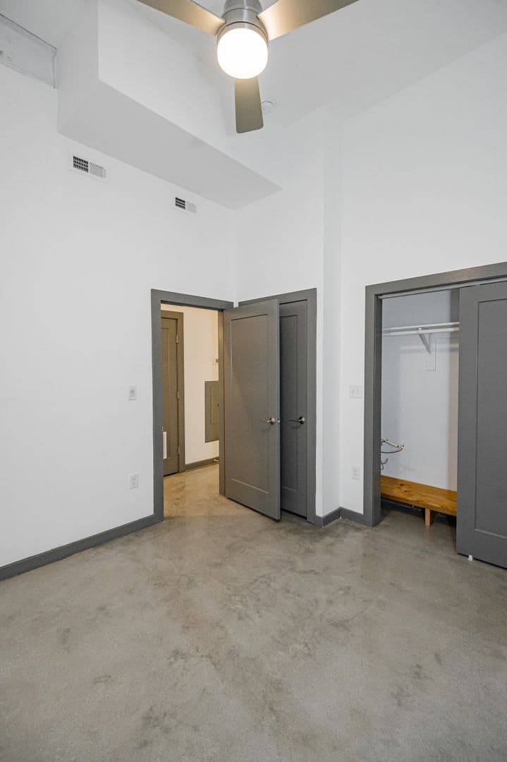 Richmond Apartment: 1809 E Franklin Street