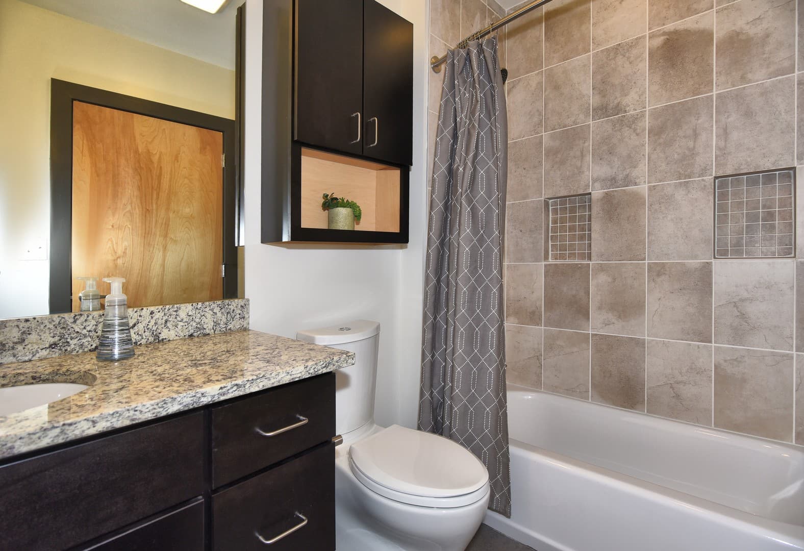 Tulsa Apartment: 401 S Elgin Avenue