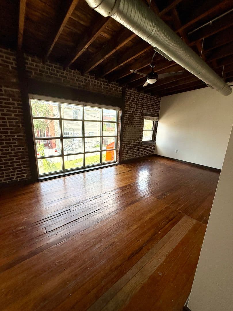 Richmond Apartment: 703 N Harrison St./410 Hancock St.