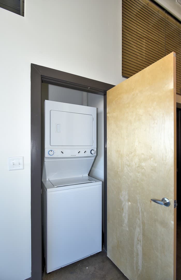 Tulsa Apartment: 401 S Elgin Avenue