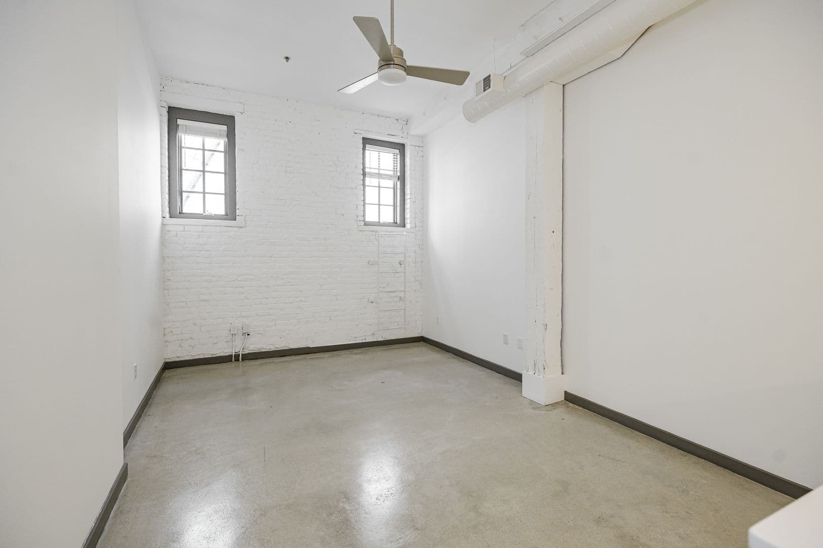 Richmond Apartment: 1809 E Franklin Street