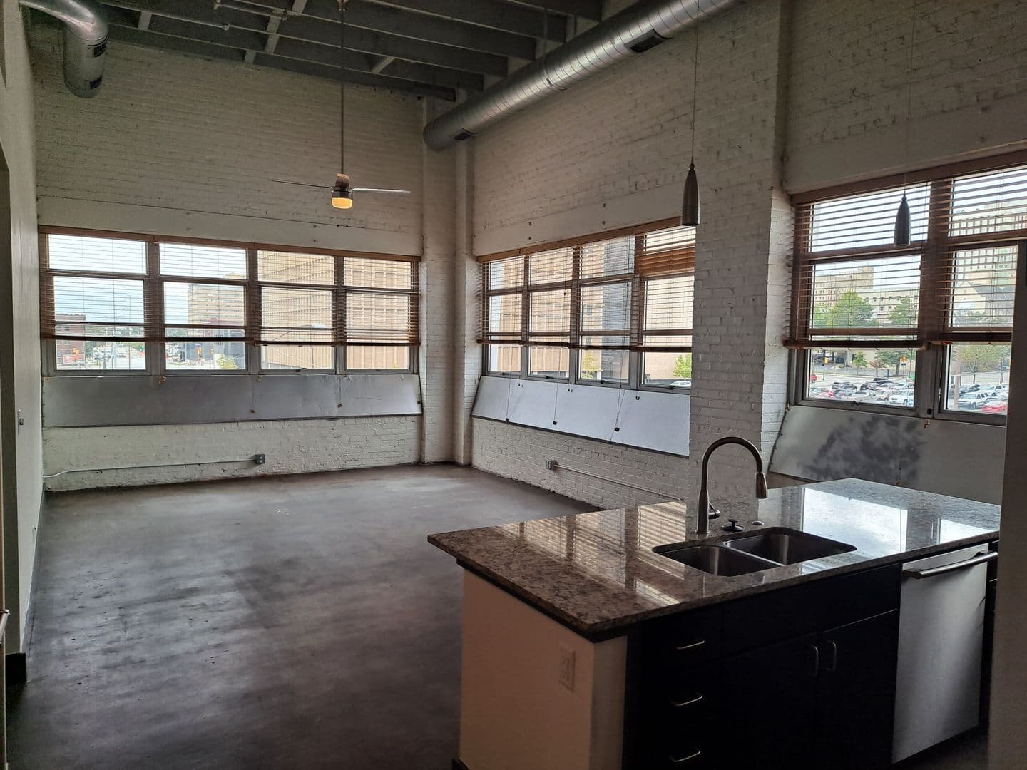 Tulsa Apartment: 401 S Elgin Avenue