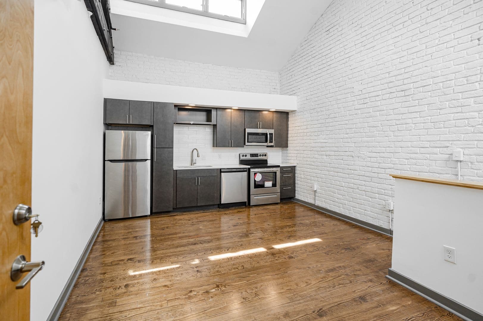 Richmond Apartment: 1809 E Franklin Street