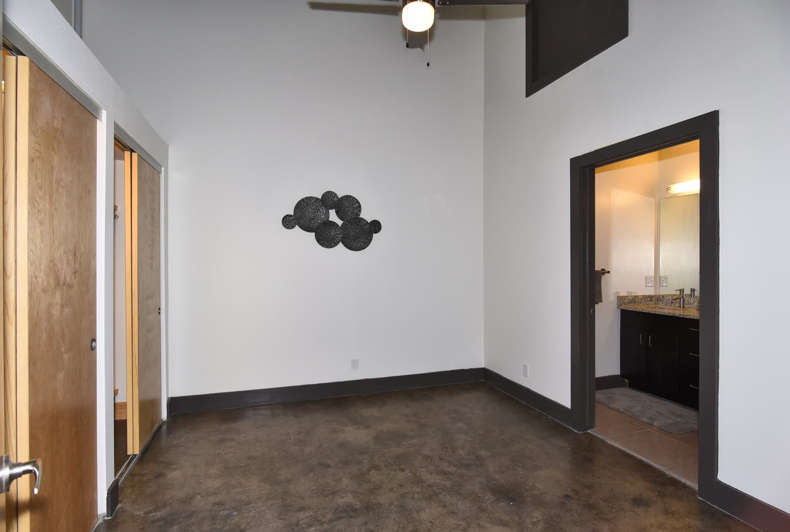 Tulsa Apartment: 401 S Elgin Avenue