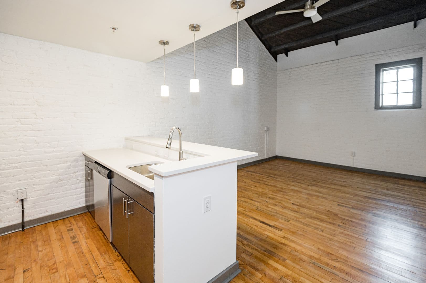 Richmond Apartment: 1809 E Franklin Street