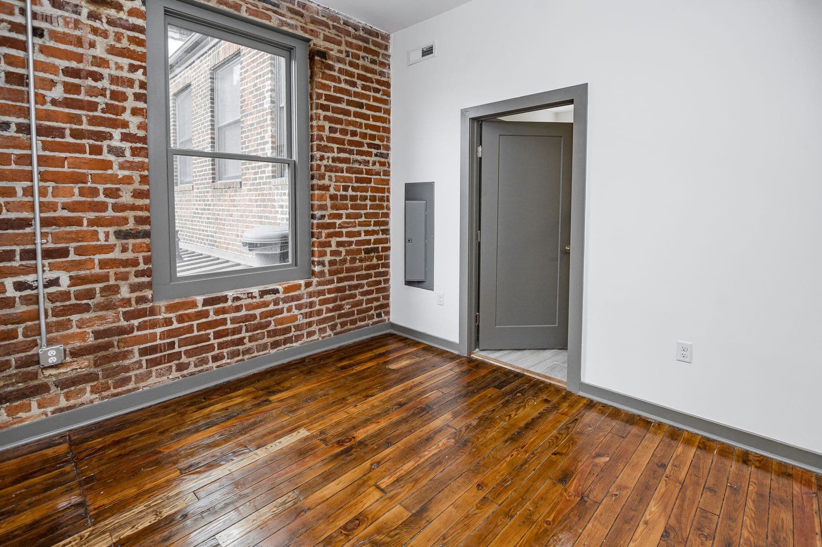 Richmond Apartment: 1711 East Main Street