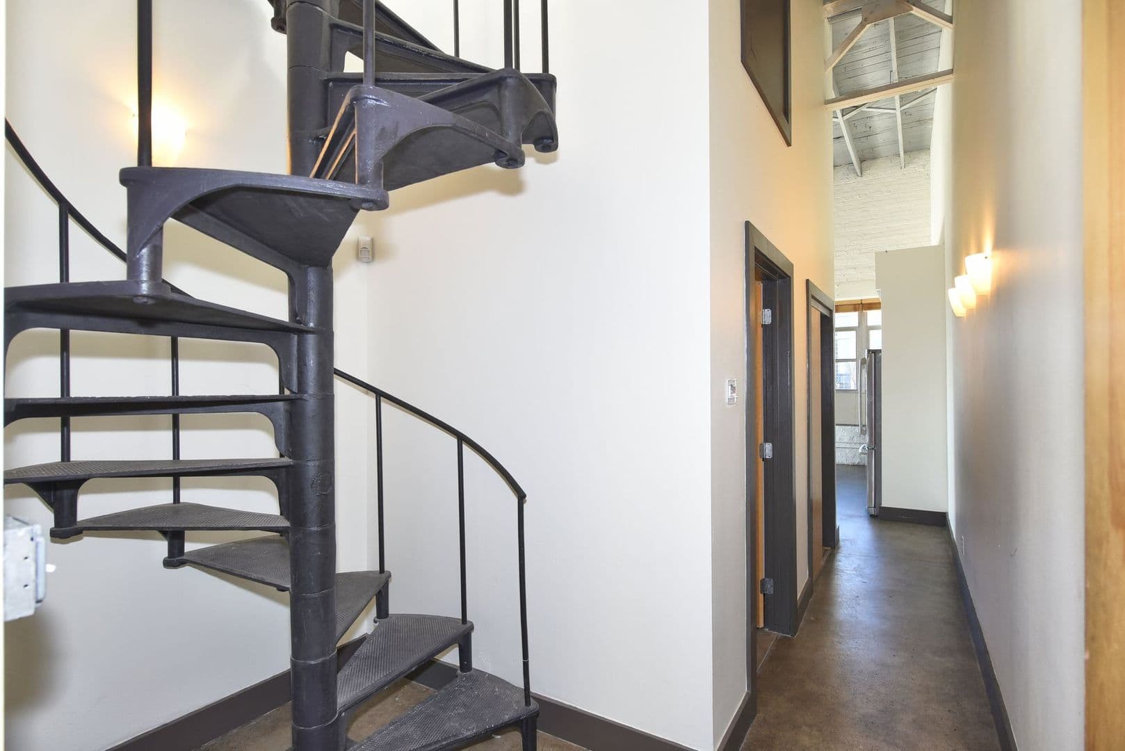 Tulsa Apartment: 401 S Elgin Avenue