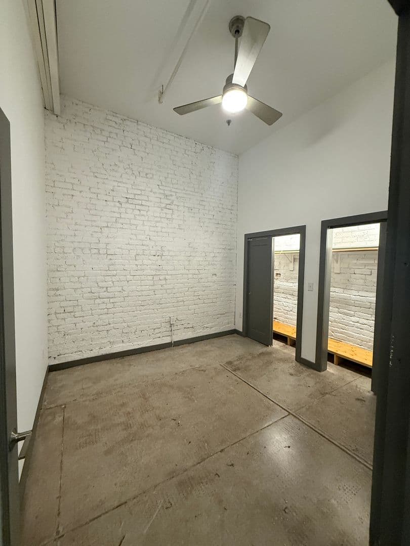 Richmond Apartment: 1809 E Franklin Street
