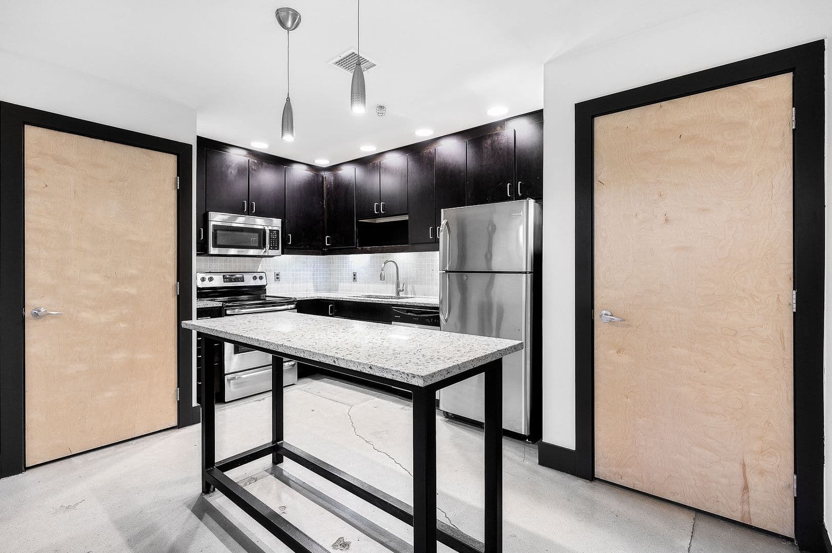 Tulsa Apartment: 401 S Elgin Avenue