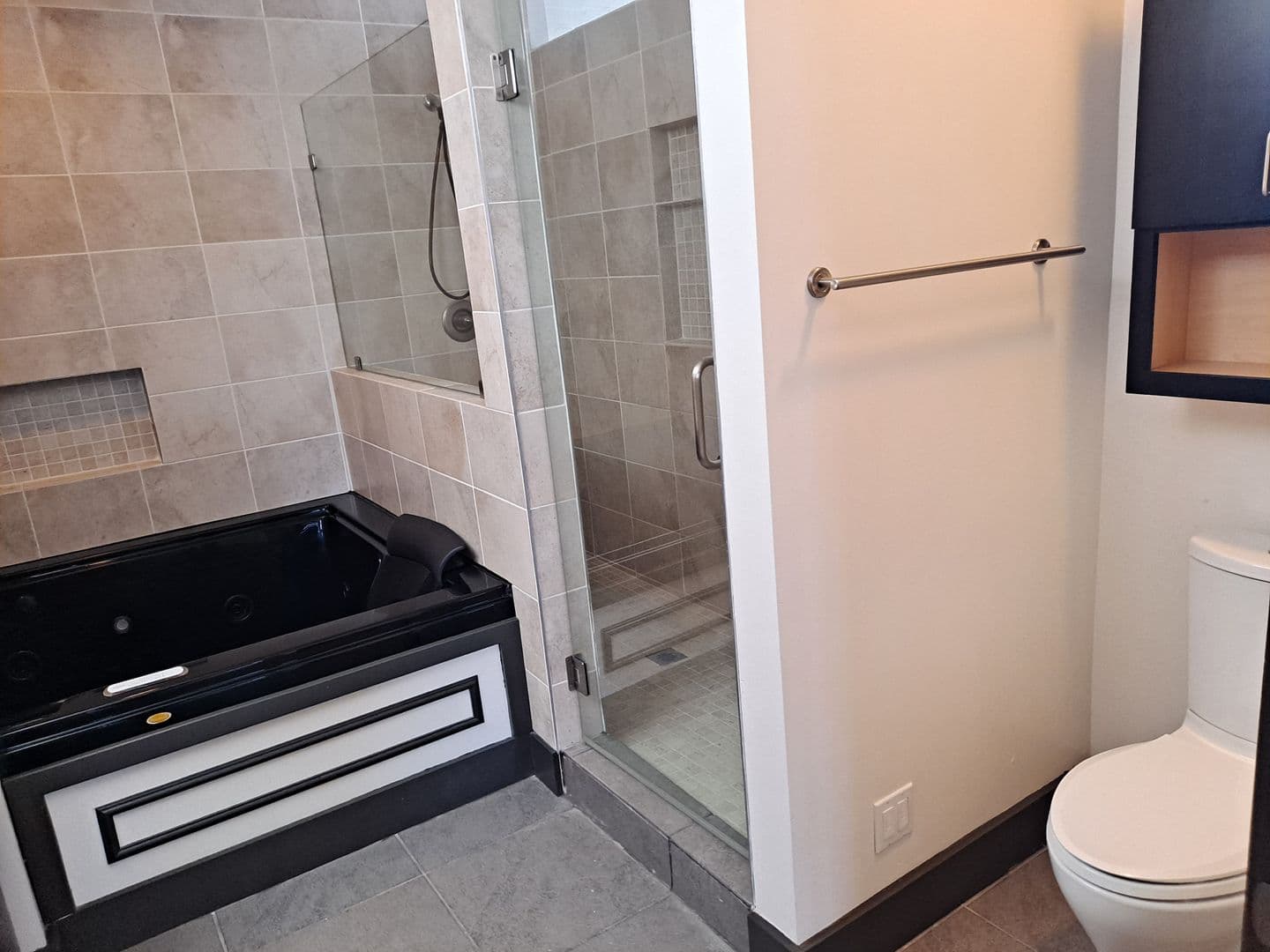 Tulsa Apartment: 401 S Elgin Avenue