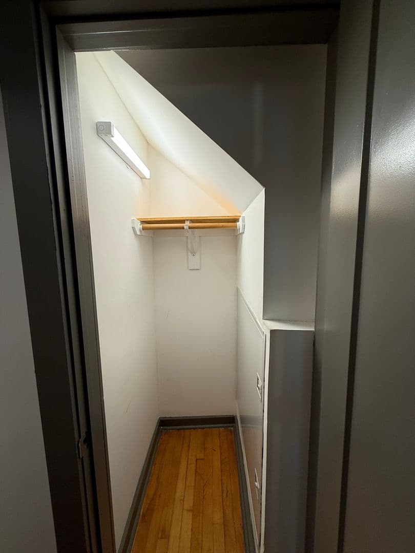 Richmond Apartment: 1809 E Franklin Street