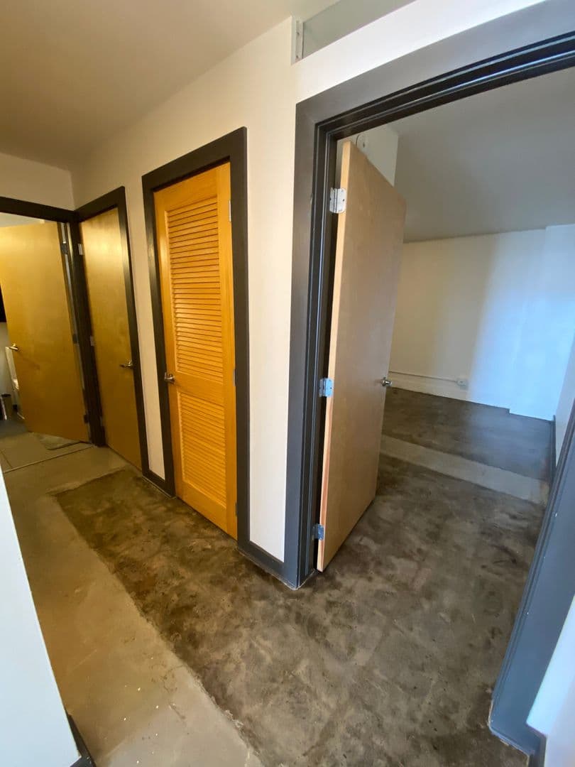 Tulsa Apartment: 401 S Elgin Avenue