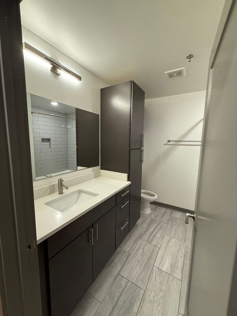 Richmond Apartment: 1809 E Franklin Street