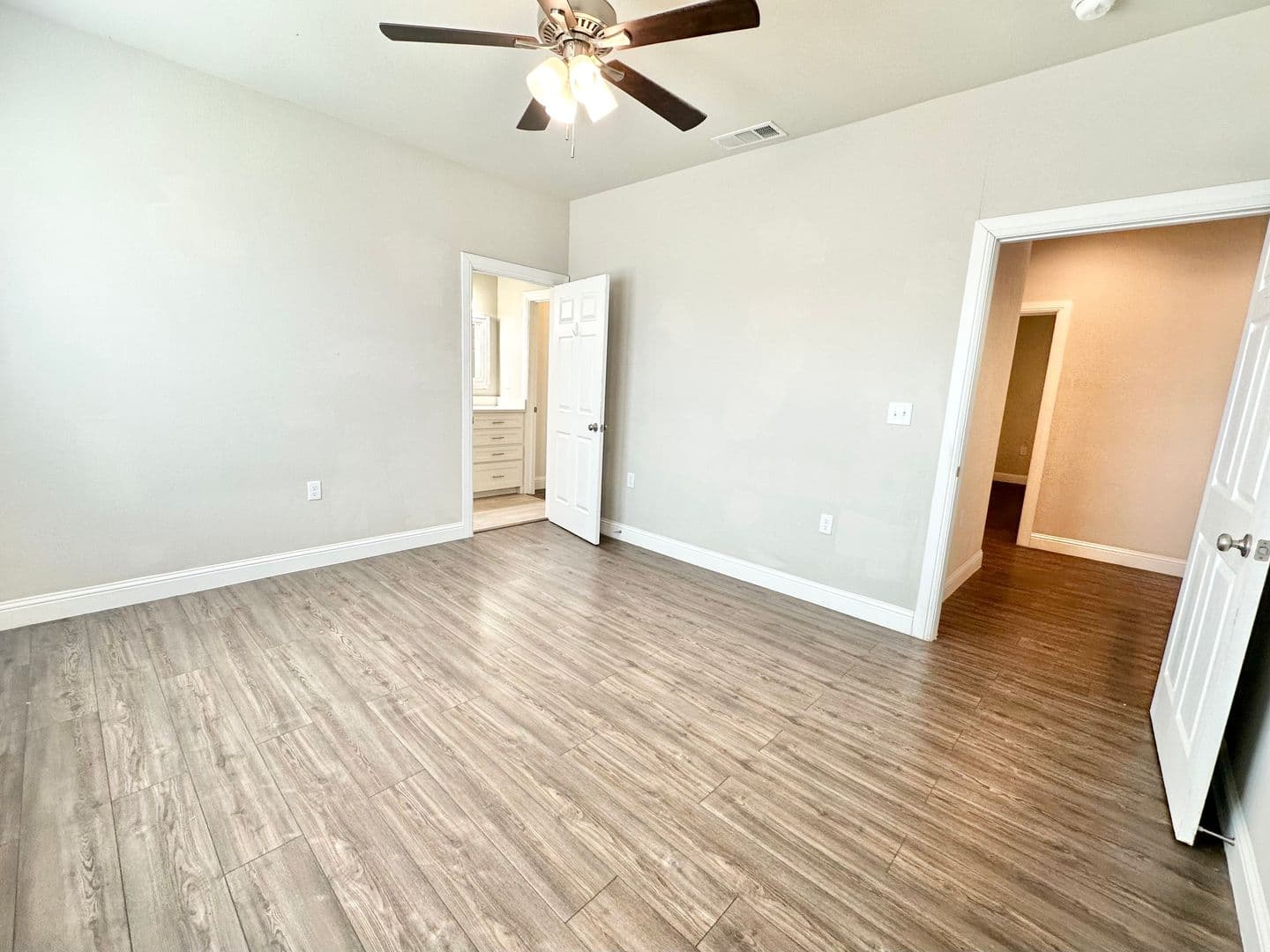 Denton Apartment: 1601 Riney Road